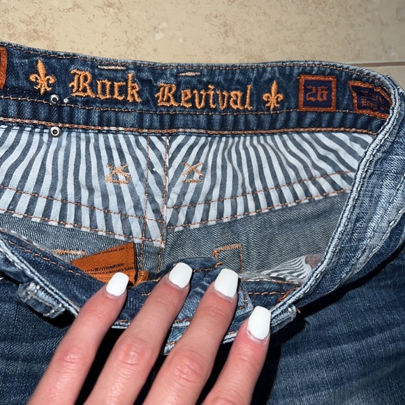 Rock Revival jean shorts - Picture 2 of 3